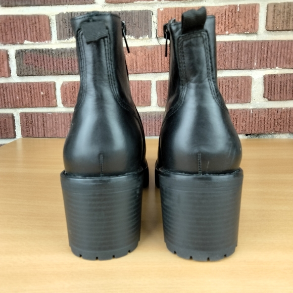 NWOT Andre Assous Milla Genuine Leather Ankle Boots in Black Sz. 8.5 - Picture 12 of 15